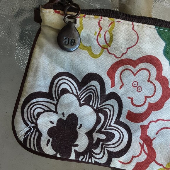 Y2K AEO American Eagle Outfitters Wristlet - Picture 3 of 7